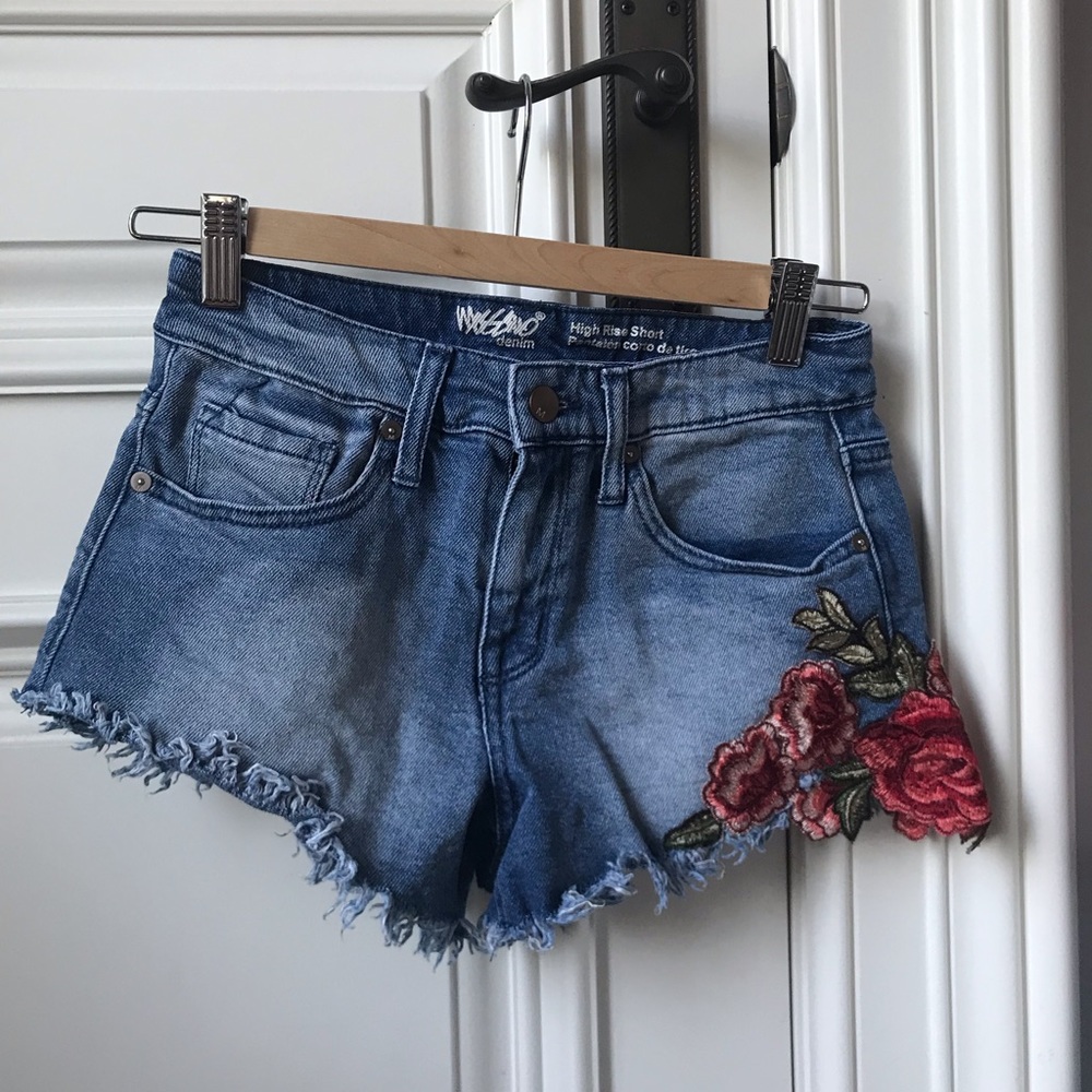 high waisted shorts with embroidered flower